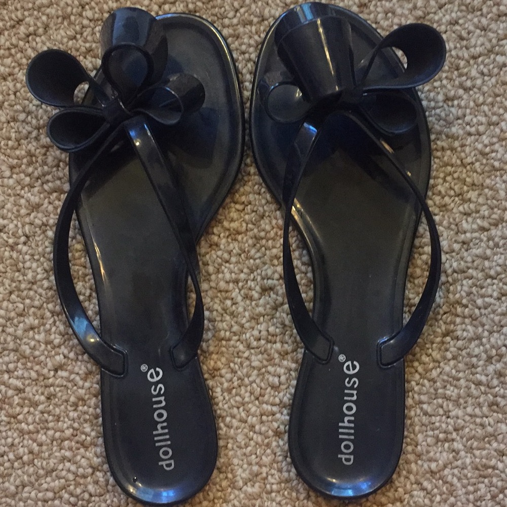 Dollhouse black bow sandals